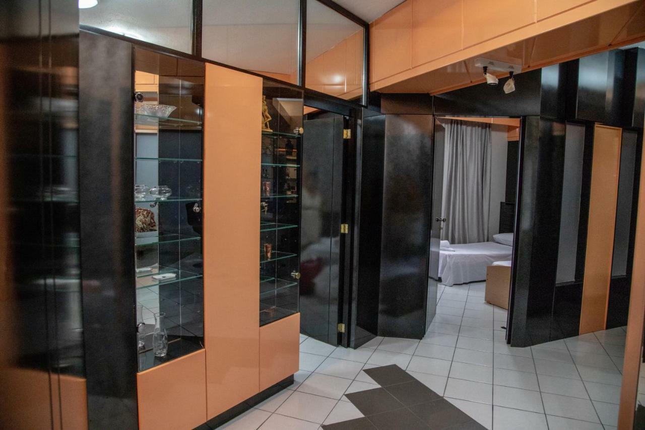 Christine'S Downtown Suites Кавала Екстериор снимка